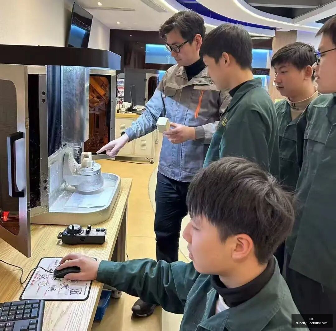 独家视频丨,摩托车队护,习近平乘车,太阳城,太阳城娱乐,太阳城app,太阳城赌场